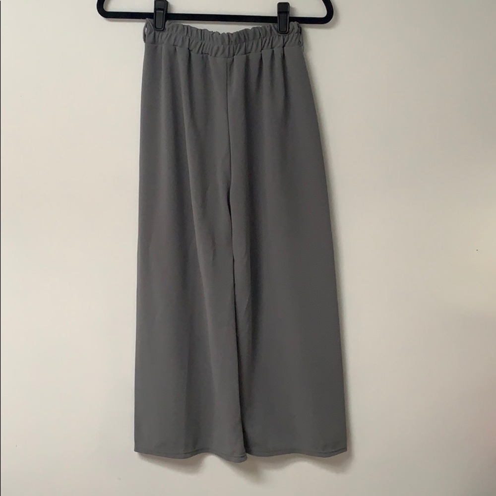 Stretchy gray culottes